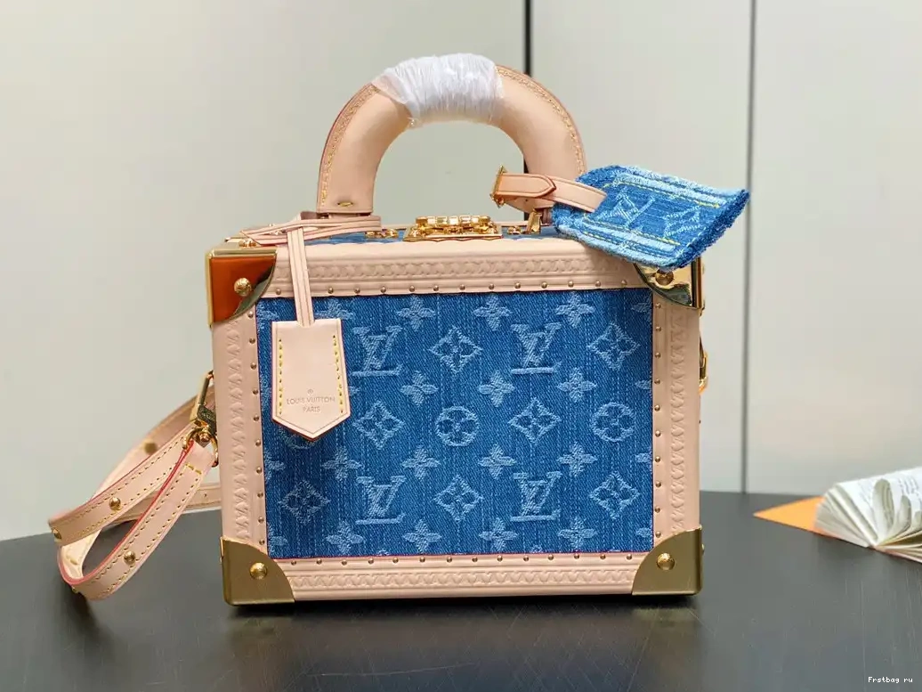 LOUIS VUITTON Valise Petite bag-22.5*17.5*11CM 0406